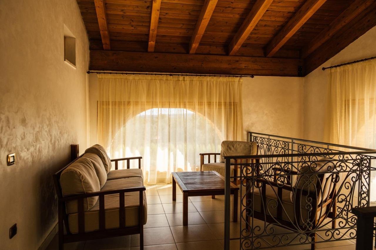 Tenuta Un Posto Al Sole Luxury B&B Rossano Stazione Exterior photo