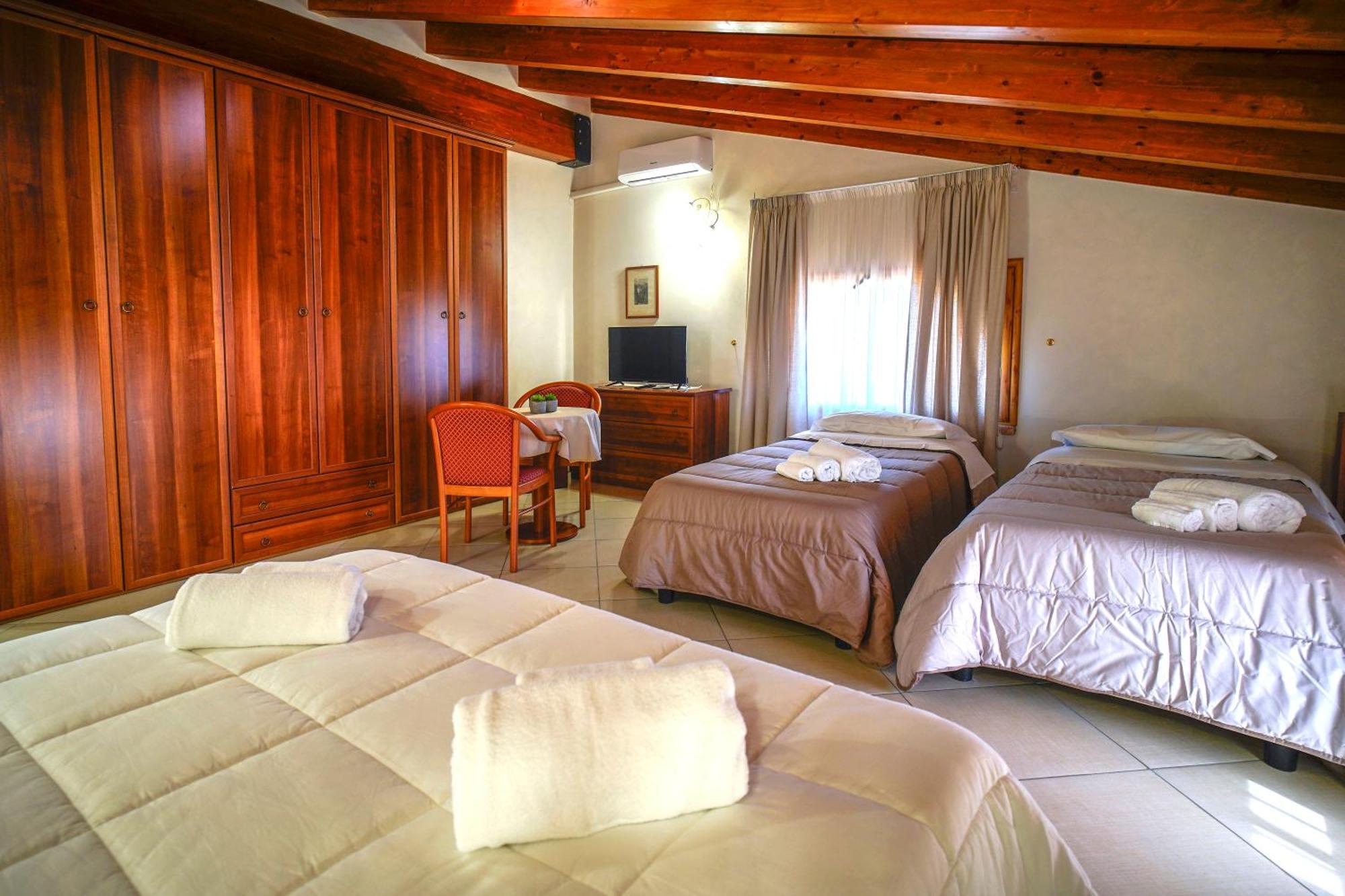 Tenuta Un Posto Al Sole Luxury B&B Rossano Stazione Exterior photo